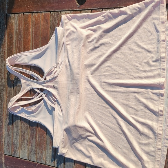 Fitness Top - Picture 3 of 8